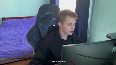 A irmã mais velha fez um boquete e se deixou foder