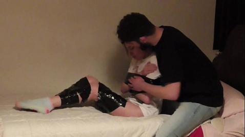 Zomba cruelmente dos infelizes